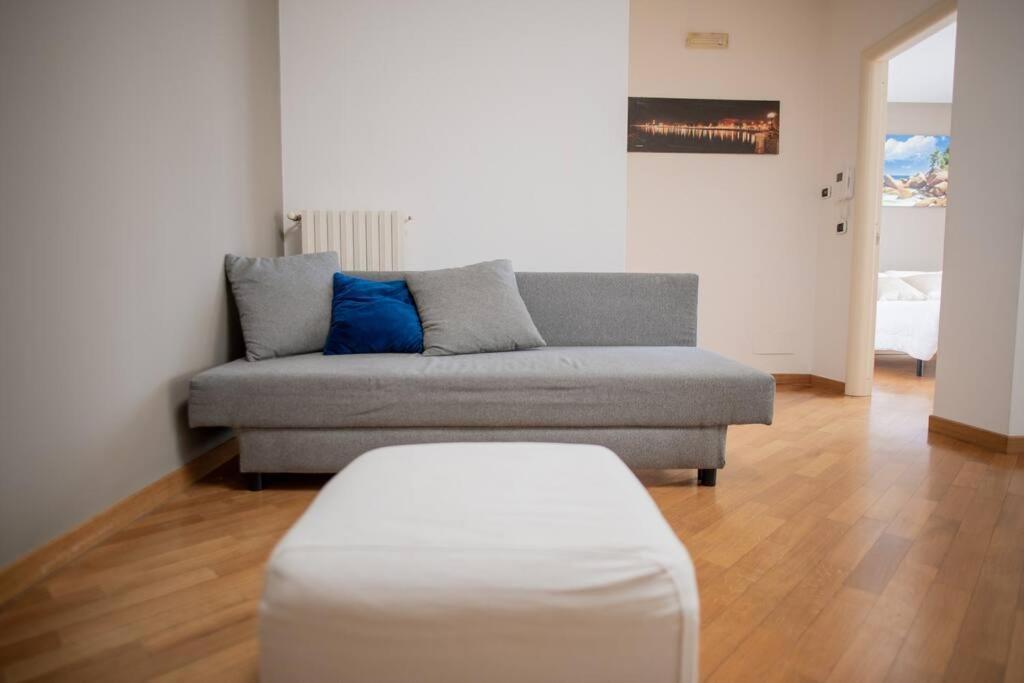 Adriatico HomeMare-Fiera-Centro 巴里 外观 照片